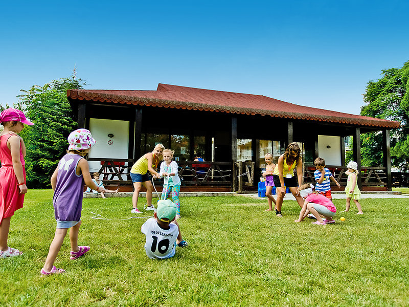 Evrika Beach Club Hotel 5