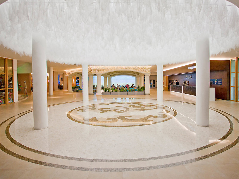 Evrika Beach Club Hotel 9