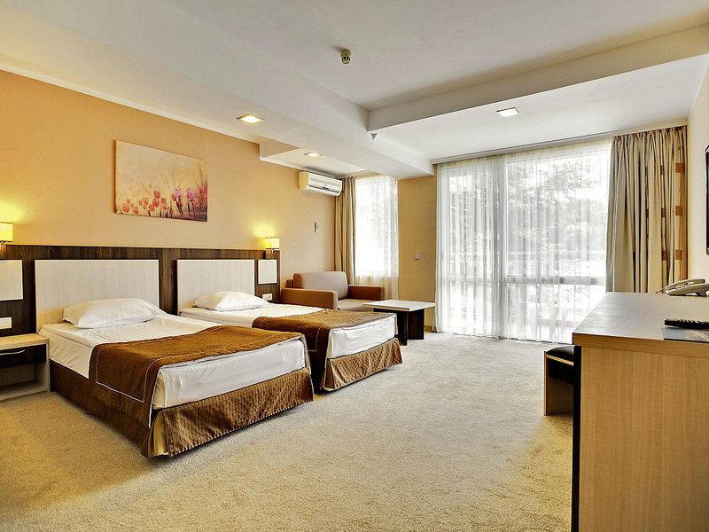 Evrika Beach Club Hotel 11