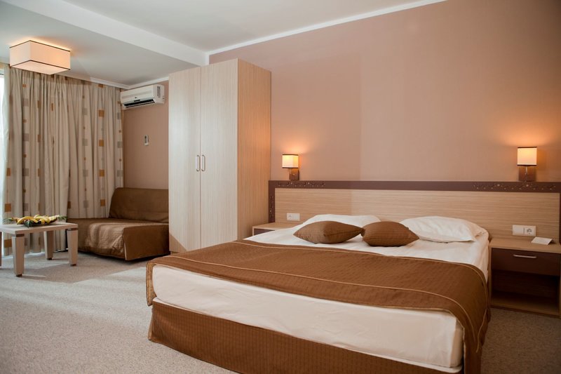Evrika Beach Club Hotel 22