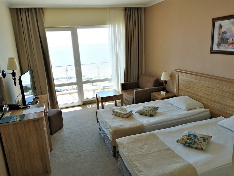 Evrika Beach Club Hotel 27