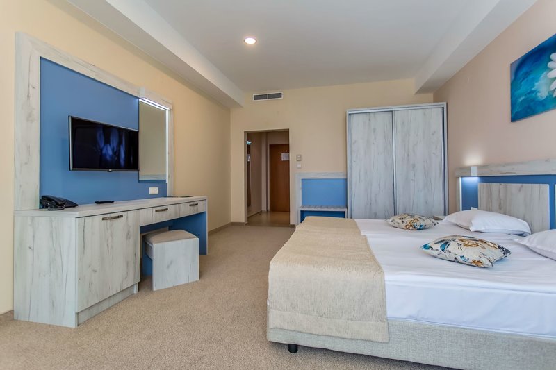 Evrika Beach Club Hotel 28