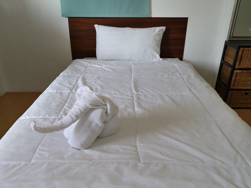 OYO 560 Chang Hostel Suvarnabhumi 12