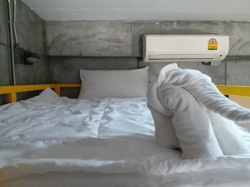 OYO 560 Chang Hostel Suvarnabhumi 20
