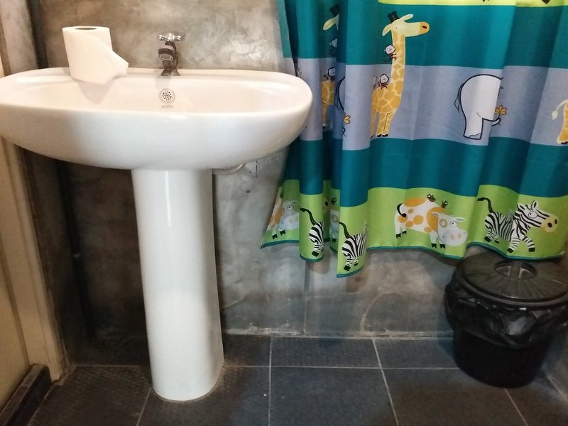OYO 560 Chang Hostel Suvarnabhumi 28