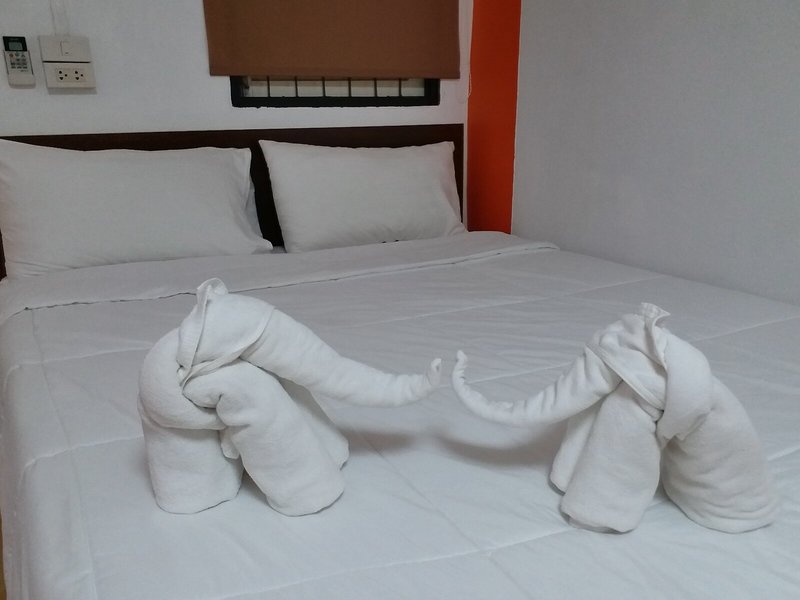 OYO 560 Chang Hostel Suvarnabhumi 43