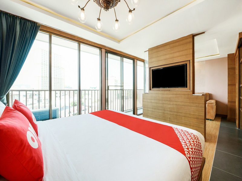 Nakorn Siam Boutique by OYO Rooms 13