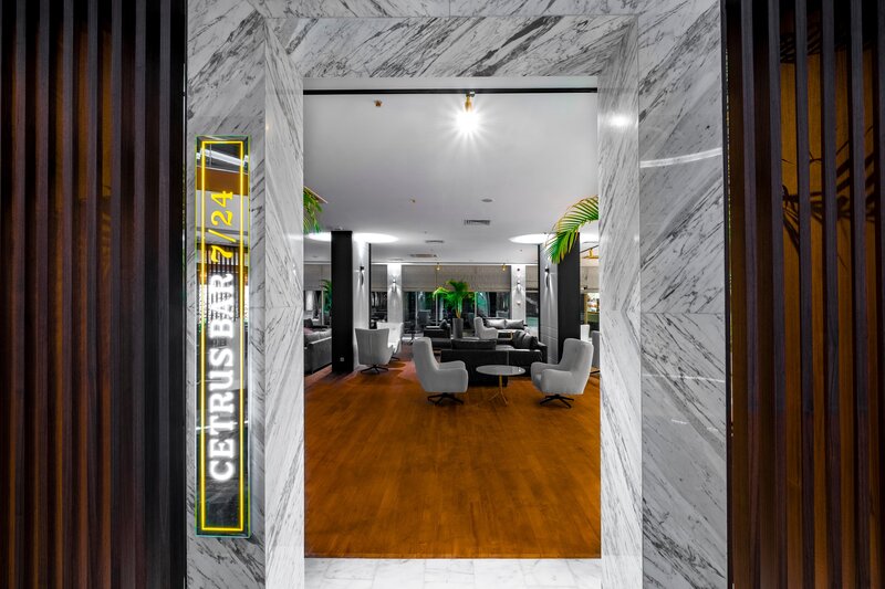 Rubi Platinum Sign 19 - Lounge / Lobby