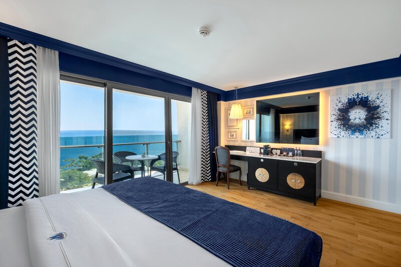 Rubi Platinum Sign 41 - Room Example