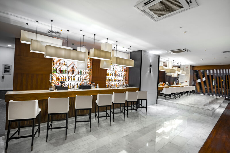 Rubi Platinum Sign 15