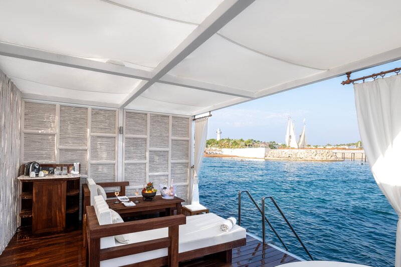 Rubi Platinum Sign 68