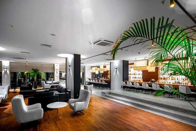 Rubi Platinum Sign 77