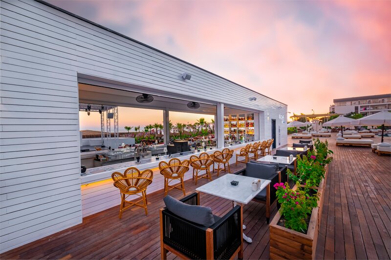 Rubi Platinum Sign 80