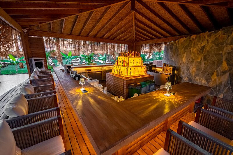 Rubi Platinum Sign 81