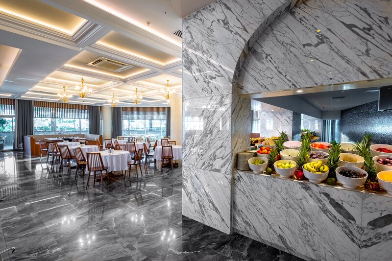 Rubi Platinum Sign 85