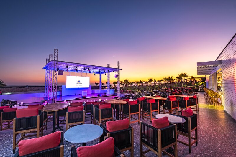 Rubi Platinum Sign 92