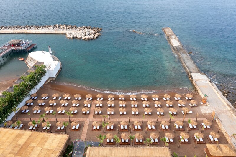 Rubi Platinum Sign 7 - Beach