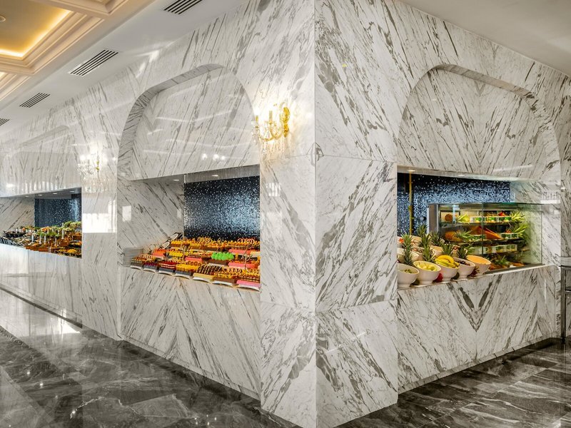Rubi Platinum Sign 36 - Restaurant