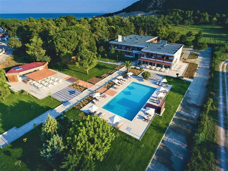 Kalogria Beach Hotel 12