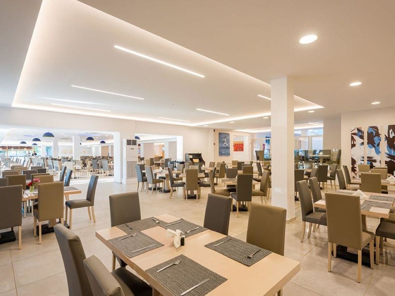 Kalogria Beach Hotel 20
