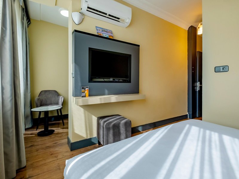 Frt Airlines Otel 14
