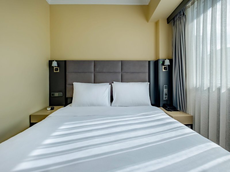 Frt Airlines Otel 15