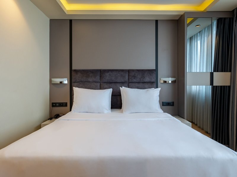 Frt Airlines Otel 22