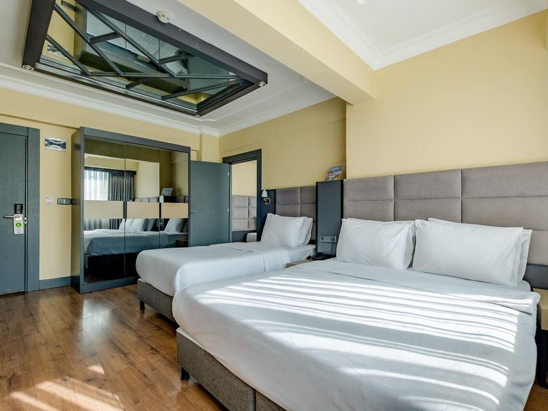 Frt Airlines Otel 33