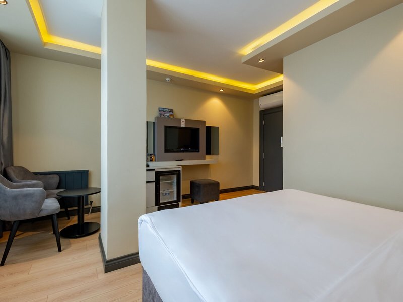 Frt Airlines Otel 35