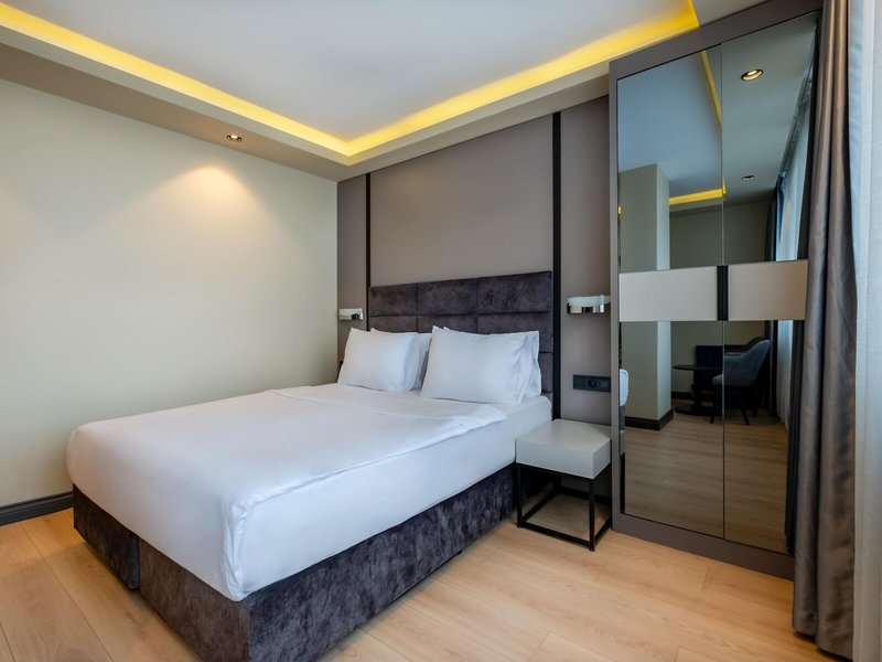Frt Airlines Otel 36