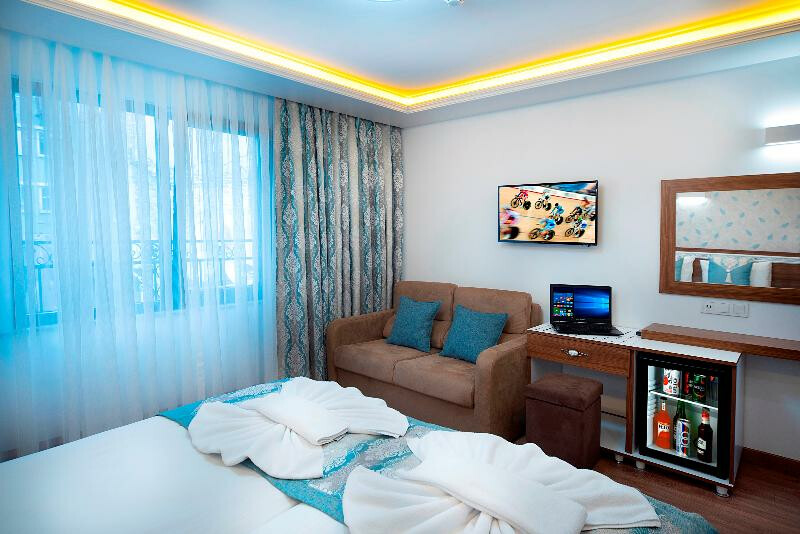 Lika Hotel 5