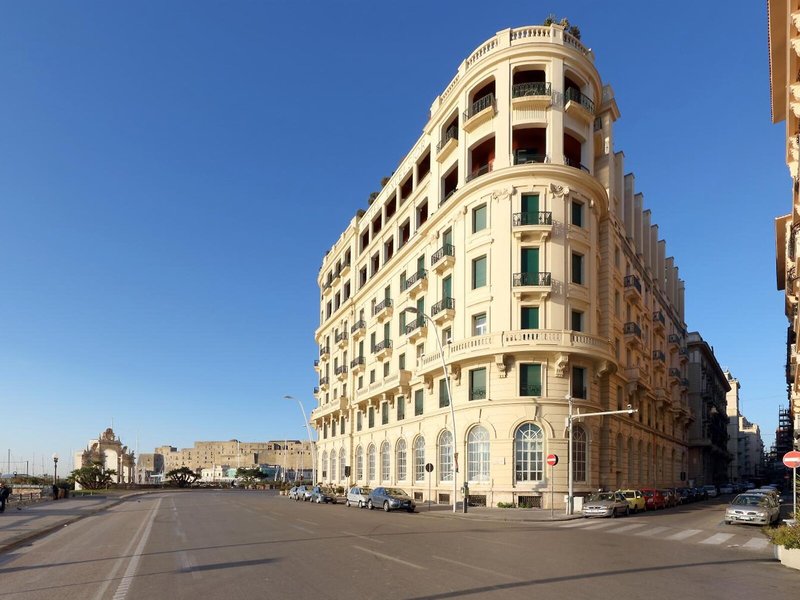 Eurostars Hotel Excelsior Neapel