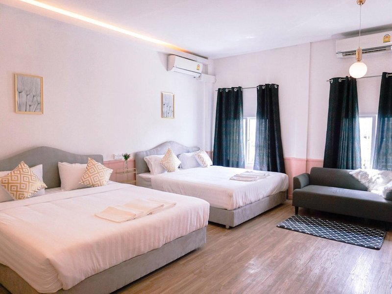 Isara Boutique Hotel And Cafe 38