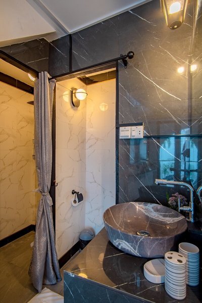 Isara Boutique Hotel And Cafe 48