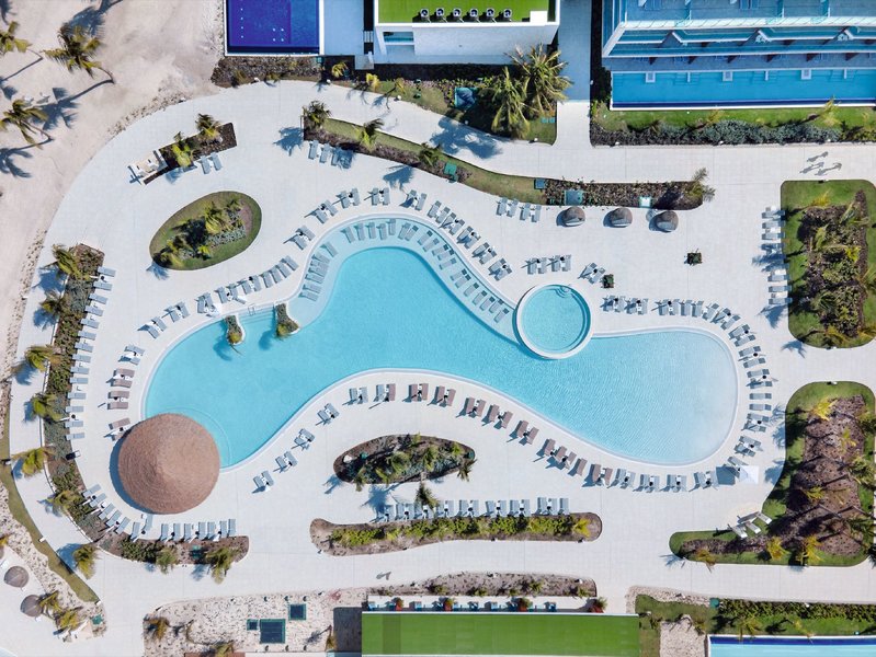 Serenade Punta Cana Beach & Spa Resort 3