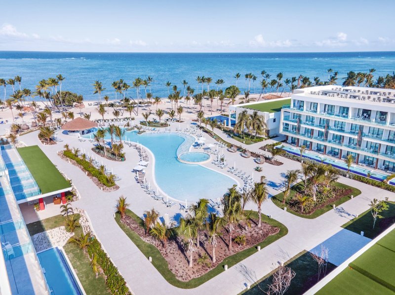 Serenade Punta Cana Beach & Spa Resort 6
