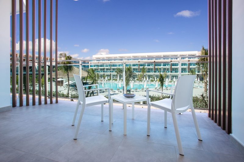 Serenade Punta Cana Beach & Spa Resort 20