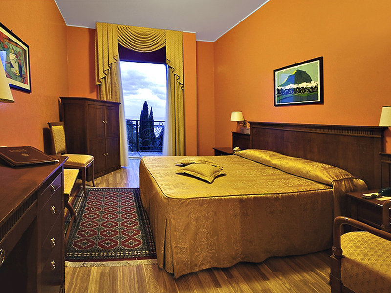 Excelsior Palace Hotel 14