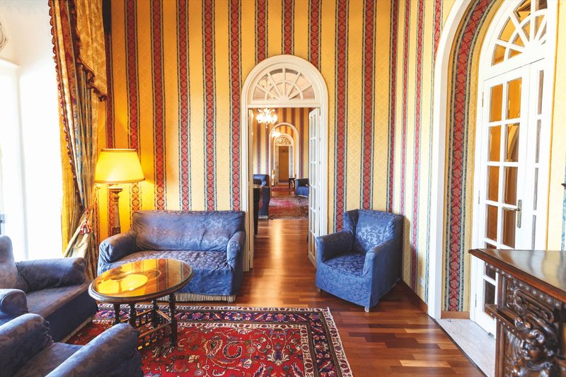 Excelsior Palace Hotel 8