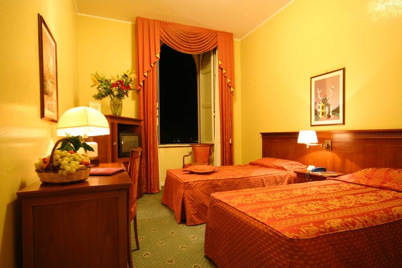 Excelsior Palace Hotel 12