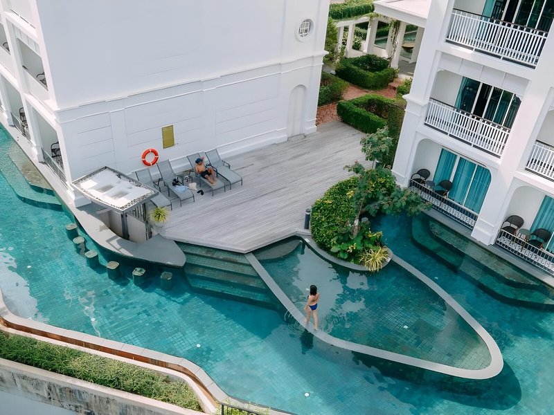 Marina Gallery Resort KACHA Kalim Bay 24