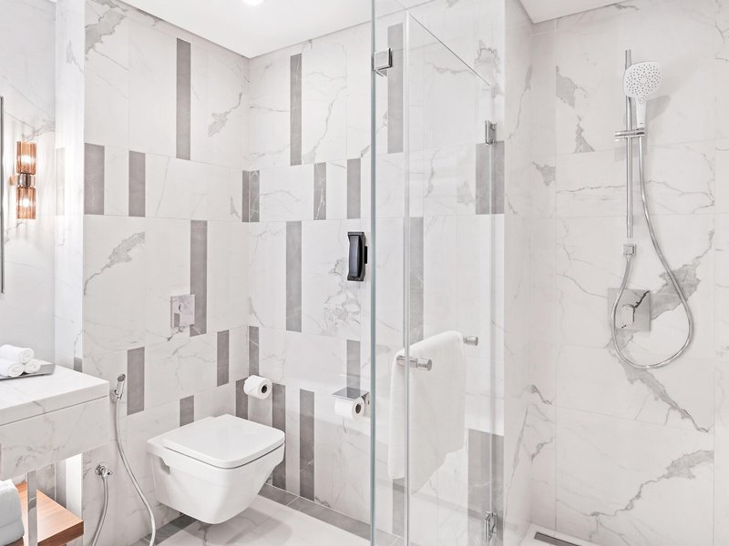 Holiday Inn Dubai Al-Maktoum Airport 43