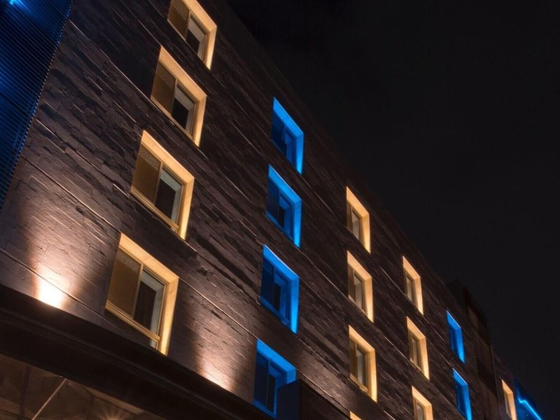 La Casa Hotel Amman 1