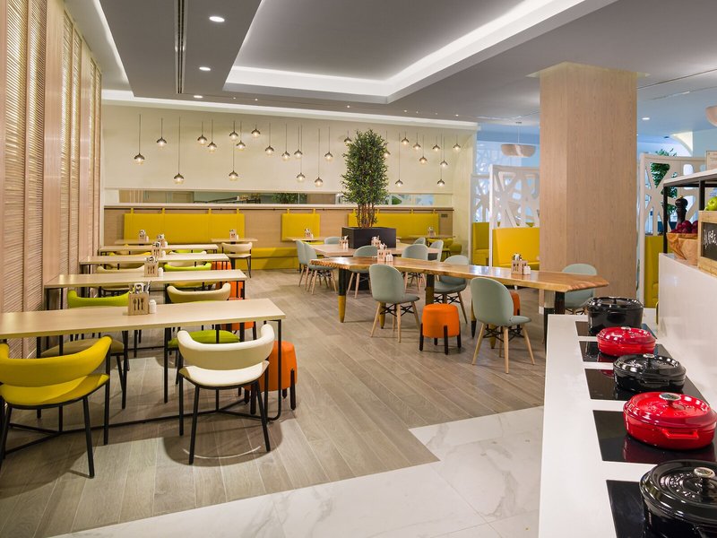 Swiss-Belinn Muscat 5