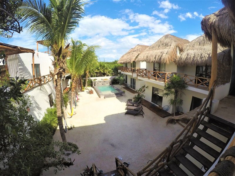 La Puerta Azul Beachfront Adults Only 5