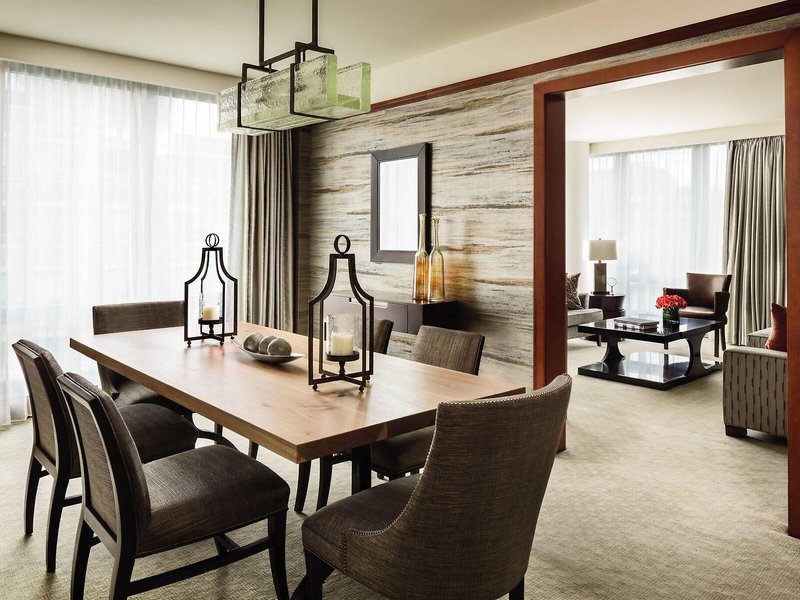 The Ritz-Carlton Georgetown 8