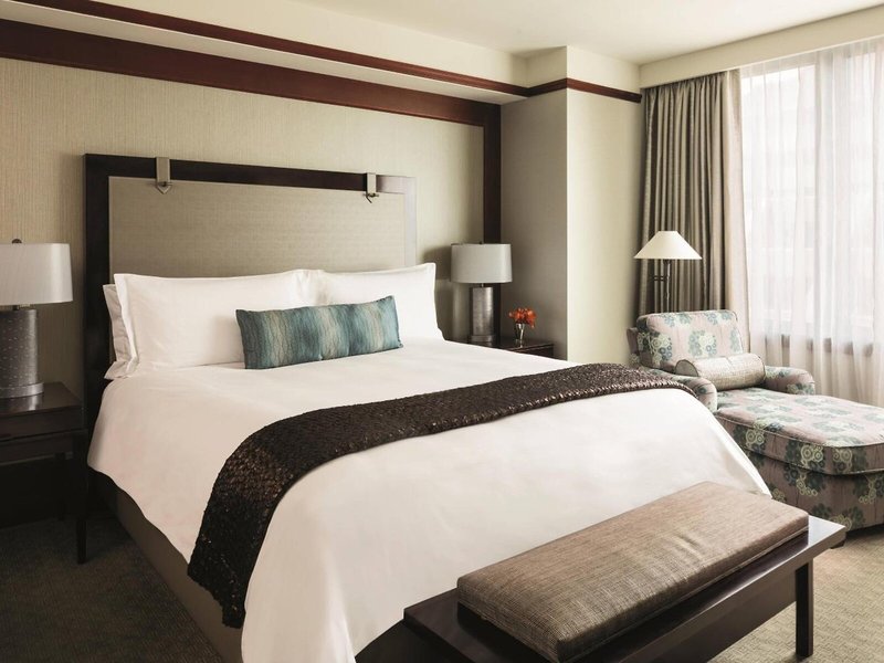 The Ritz-Carlton Georgetown 25