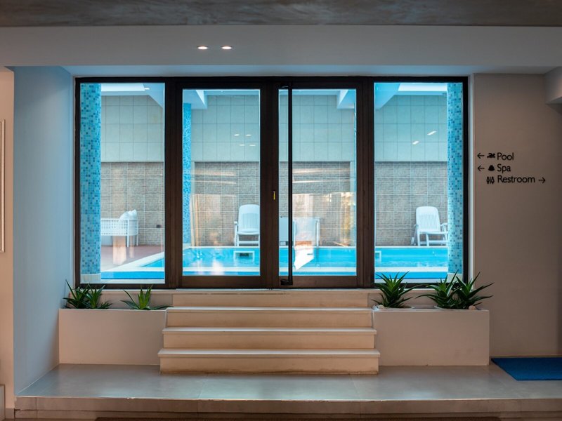 Vlora International 5 - Outdoor Pool