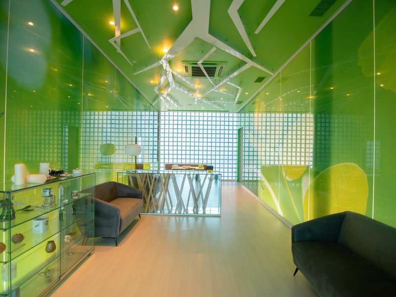 Vlora International 13 - Health & Beauty