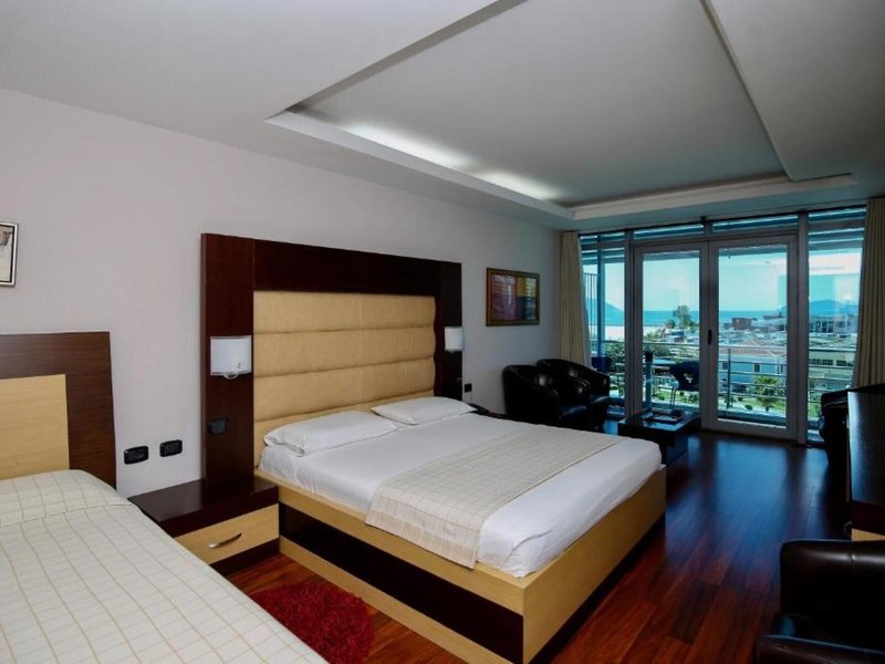 Vlora International 34 - Room Example